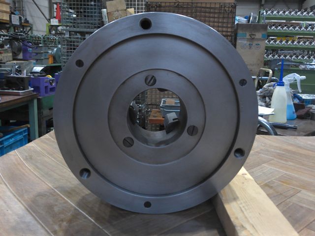 SOUL 3爪スクロールチャック 9吋