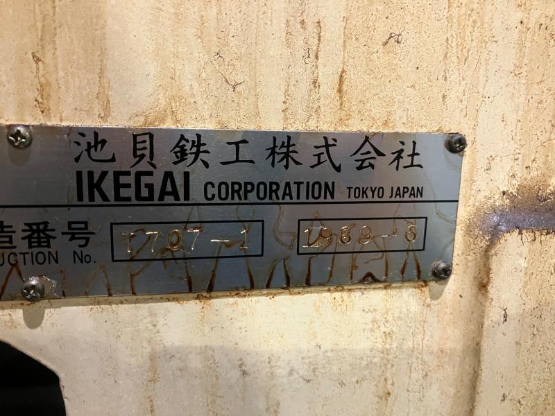 池貝鉄工 立マシニングセンター TV4