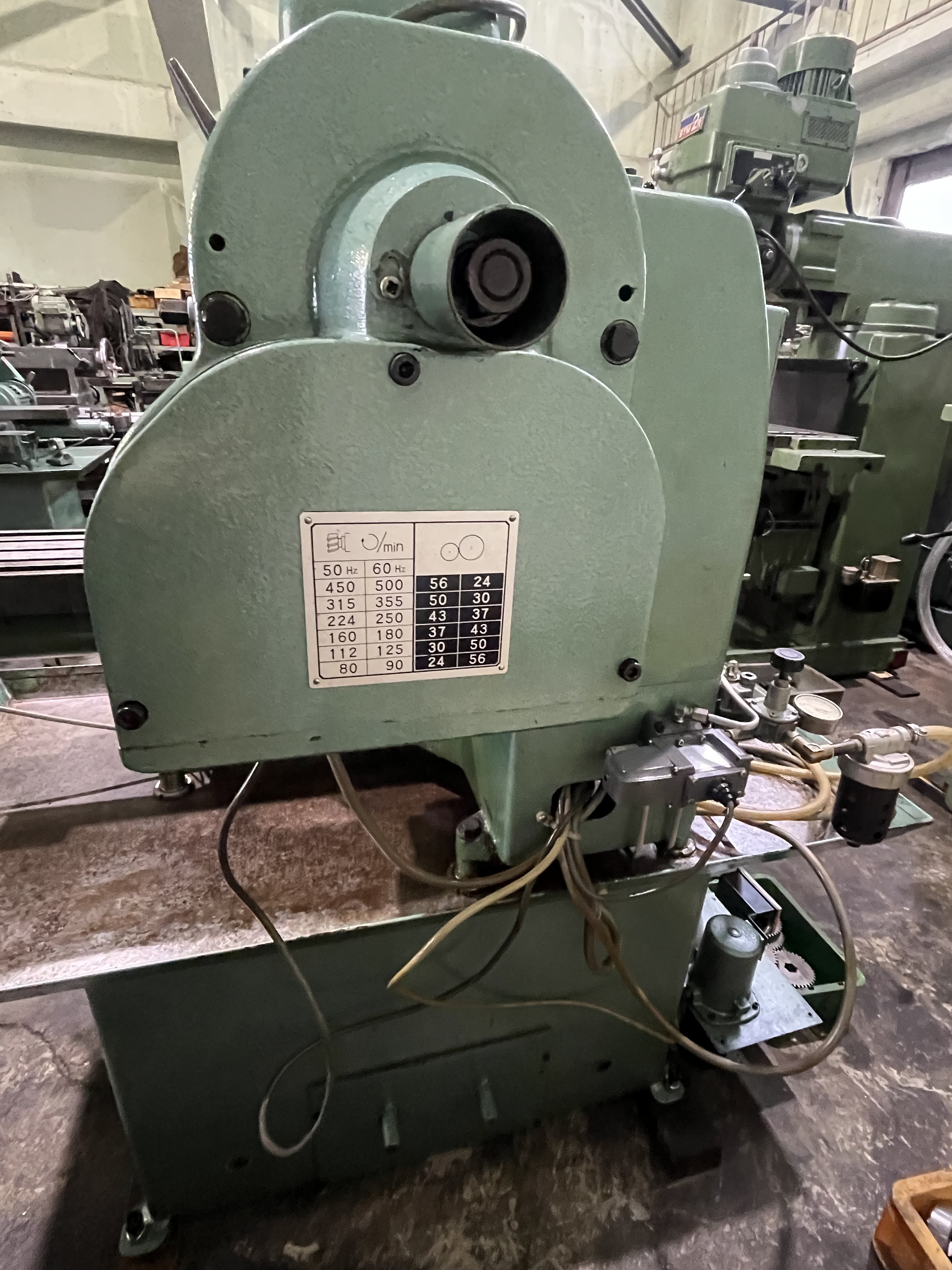 ブラザー工業 横生産フライス AM41-602