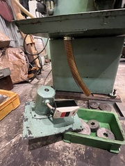 ブラザー工業 横生産フライス AM41-602