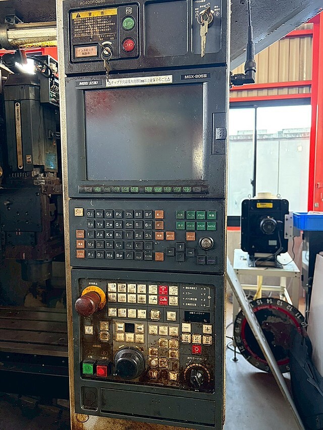 森精機 立型マシニングセンター ACCUMILL4000