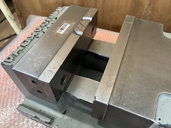 津田駒 油圧バイス VH-200