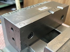 津田駒 油圧バイス VH-200