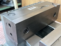 津田駒 油圧バイス VH-200