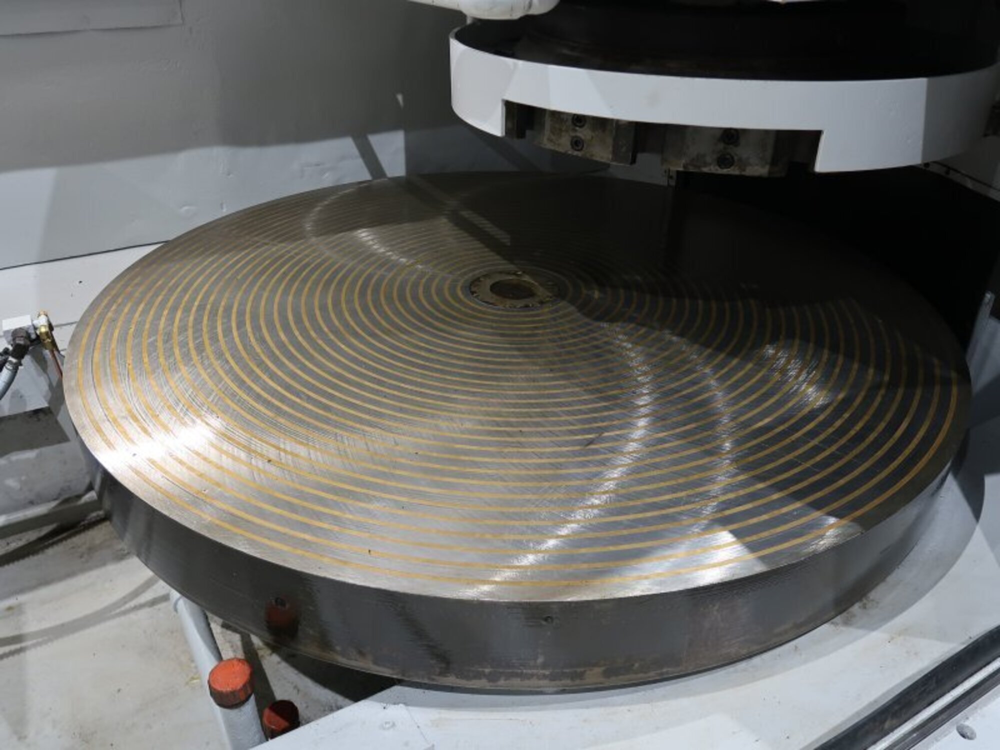 住友重機械工業 ＮＣ立軸ロータリー平面研削盤 SVR-130