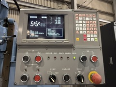 OKK NC立フライス盤 RRM-2V