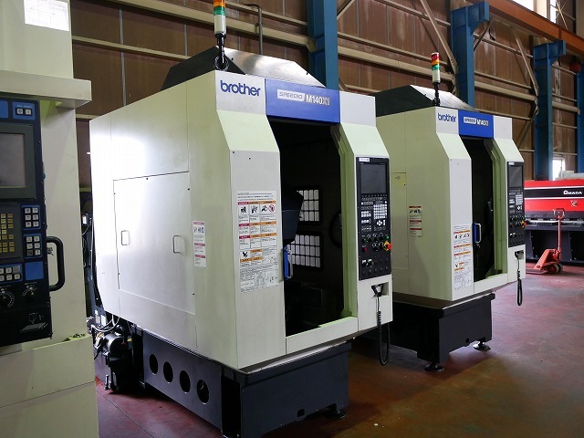 ブラザー工業 小型複合5軸加工機  M140X1