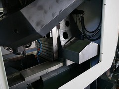 ブラザー工業 小型複合5軸加工機  M140X1