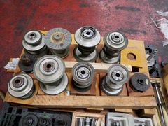 牧野フライス精機 NC工具研削盤 CNJ2-30