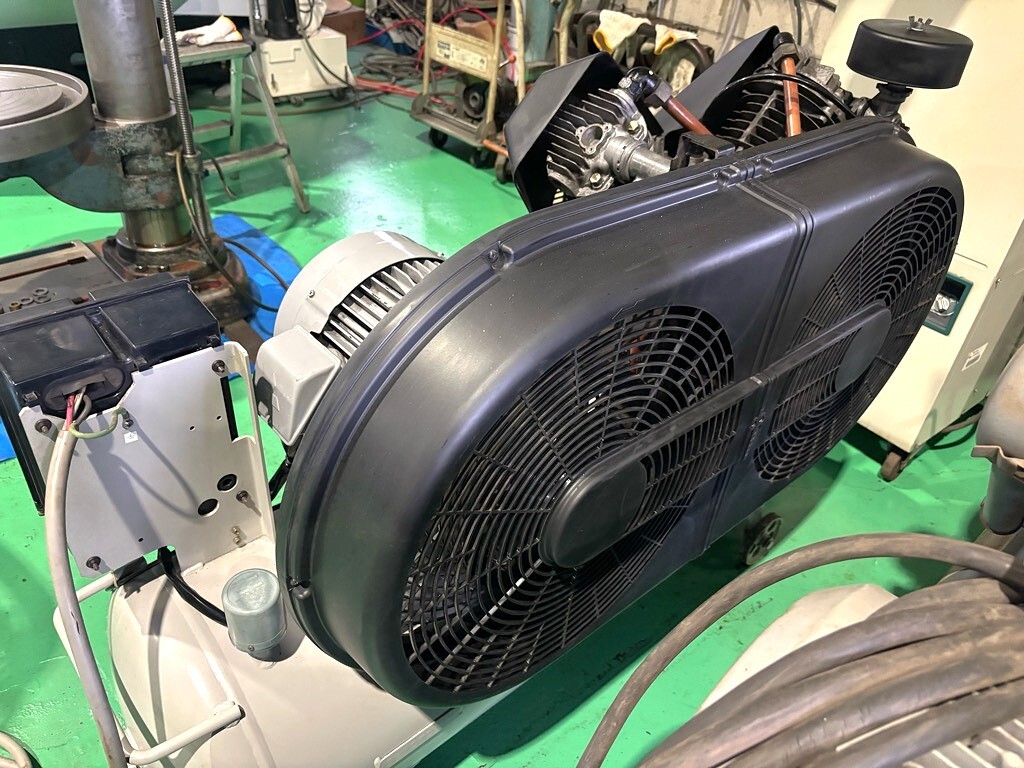 アネスト岩田 コンプレッサー TLP55-10