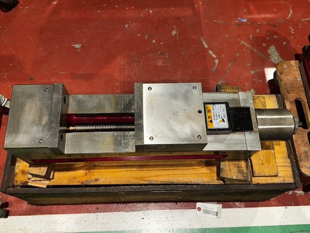 ナベヤ ロックタイト精密マシンバイス LTFV-150Q