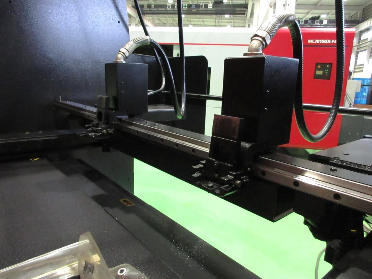 アマダ プレスブレーキ(ベンダー) FBDIII-8020NT