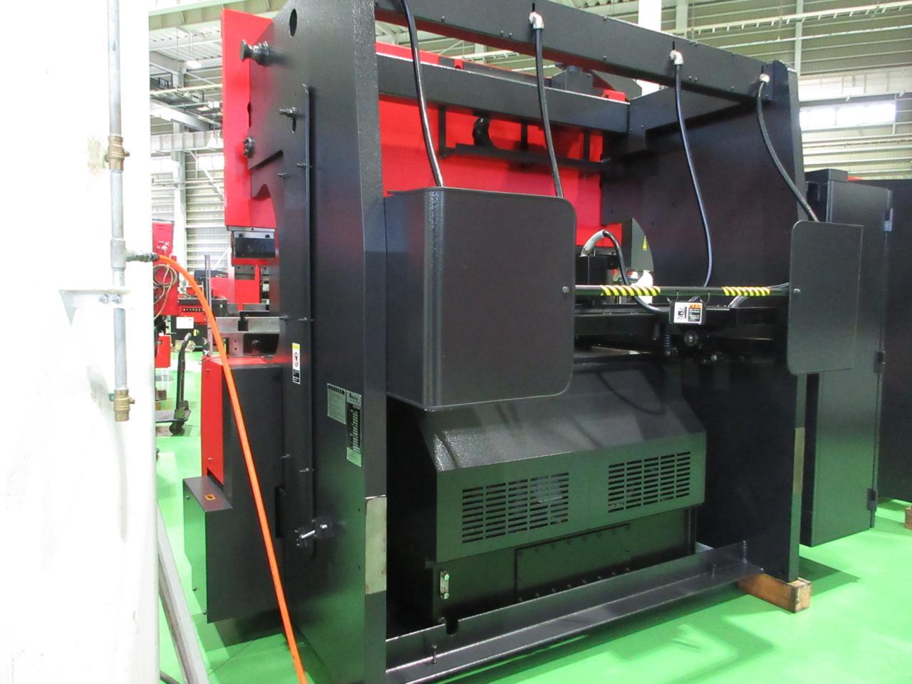 アマダ プレスブレーキ(ベンダー) FBDIII-8020NT