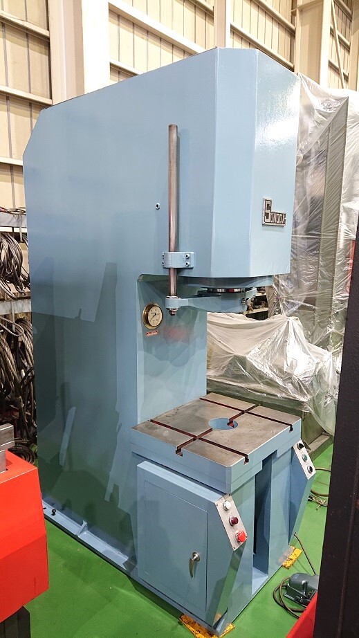 園田 30T油圧プレス SPB-30-A