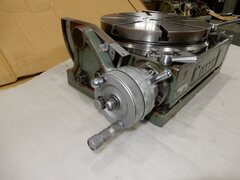 日研工作所 傾斜ﾛｰﾀﾘｰﾃｰﾌﾞﾙ NST-300