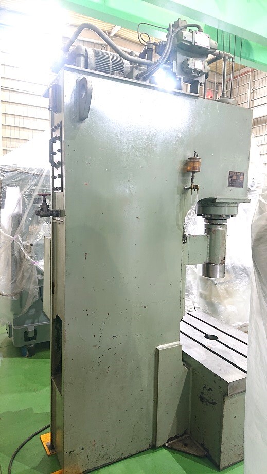 井上 50T油圧プレス BC-50