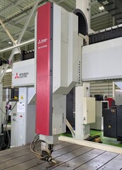 三菱 3次元レーザー加工機 ML3122VZ20-20CF3
