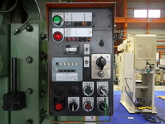 アマダ C型プレス TP-35C-X2