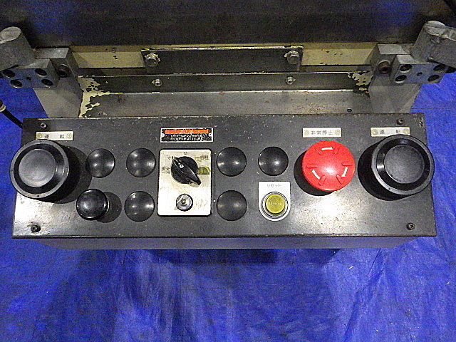 アマダ C型プレス TP-35C-X2