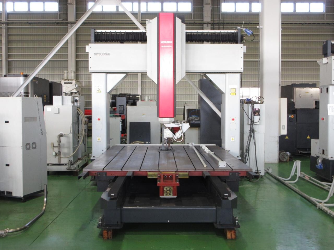 三菱 3次元レーザー加工機 ML3122VZ10-20CF3