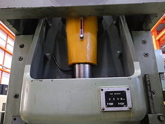 アイダ C型プレス NC1-110(1)
