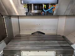 牧野フライス製作所 立型マシニングセンター V56