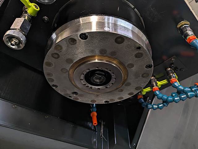 牧野フライス製作所 立型マシニングセンター V56