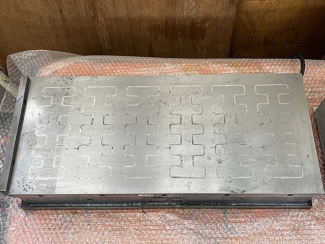 富士磁工 電磁チャック SFA290×650