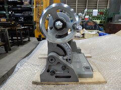 津田駒 傾斜ﾛｰﾀﾘｰﾃｰﾌﾞﾙ  TT-200