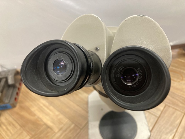 ニコン(Nikon)	 実体顕微鏡