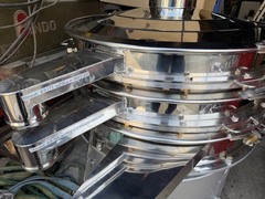 興和工業所 振動ふるい機 KFO-1000-2D