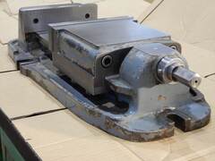 津田駒工業 マシンバイス 口金巾200mm
