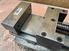 傾斜精密バイス 100