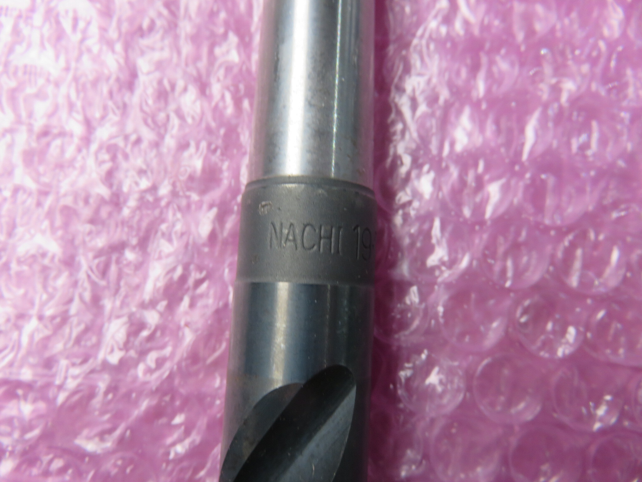 不二越 Nachi テーパーシャンクドリル φ19.7