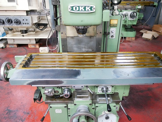 OKK ＃2ベッド型立フライス盤 MH-2V