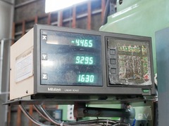 OKK ＃2ベッド型立フライス盤 MH-2V