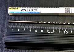 HITACHI ドリル　 YKL　4.0　200　溝長150　未使用
