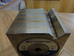 カネテック 桝形マグネットブロック KYA-8