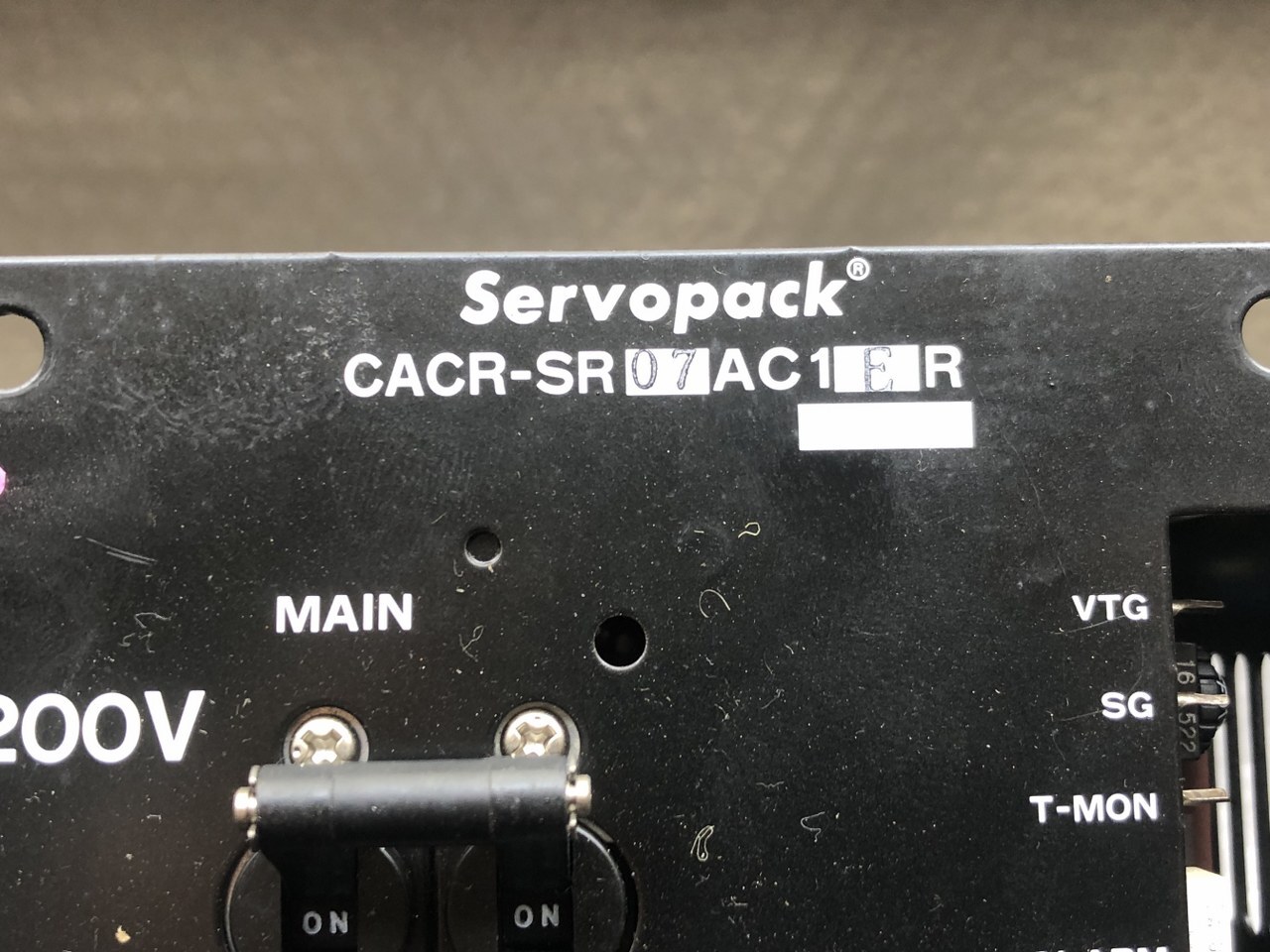 安川電機 YASKAWA ELECTRIC サーボパック SERVOPACK CACR-SR07AC1ER