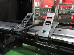 アマダ プレスブレーキ(ベンダー) HD-1303NT
