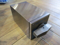 KANETEC｜カネテック 三面吸着永磁ミニチャック MMW-3F70A