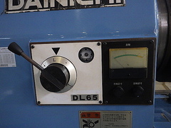 大日金属工業 簡易型NC旋盤 DL65×100