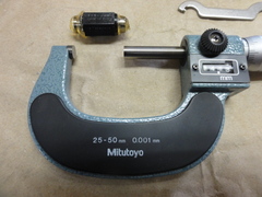 MITUTOYO｜ミツトヨ カウント外側マイクロメーター M820-50