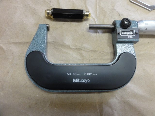 MITUTOYO｜ミツトヨ カウント外側マイクロメーター M820-75