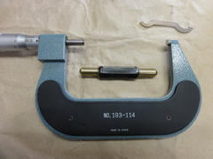 MITUTOYO｜ミツトヨ カウント外側マイクロメーター M820-100