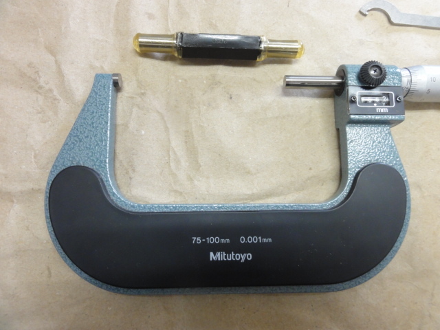 MITUTOYO｜ミツトヨ カウント外側マイクロメーター M820-100