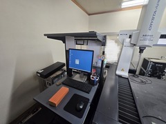 ミツトヨ 三次元測定器 CRYSTA-ApexS574