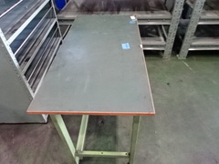 サカエ 作業台 1200X600X880