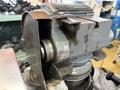 牧野フライス製作所 万能工具研削盤 C-40