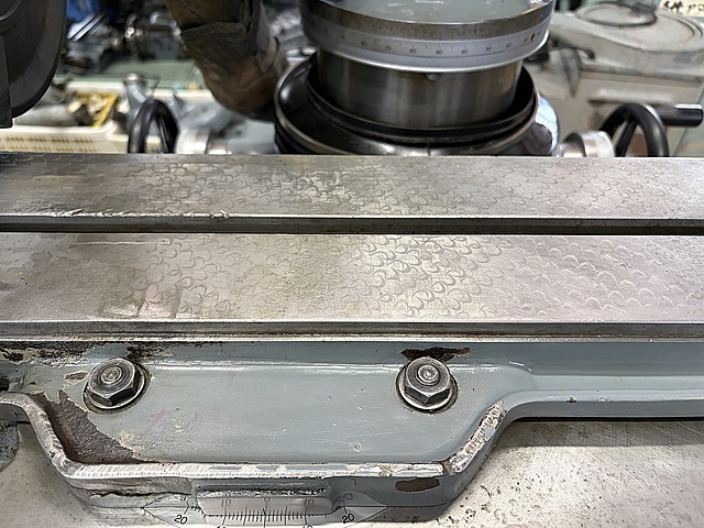 牧野フライス製作所 万能工具研削盤 C-40